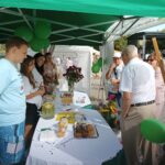 Goście i odwiedzający stoisko ZSCKR3