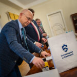 Podczas podpisu dokumentów