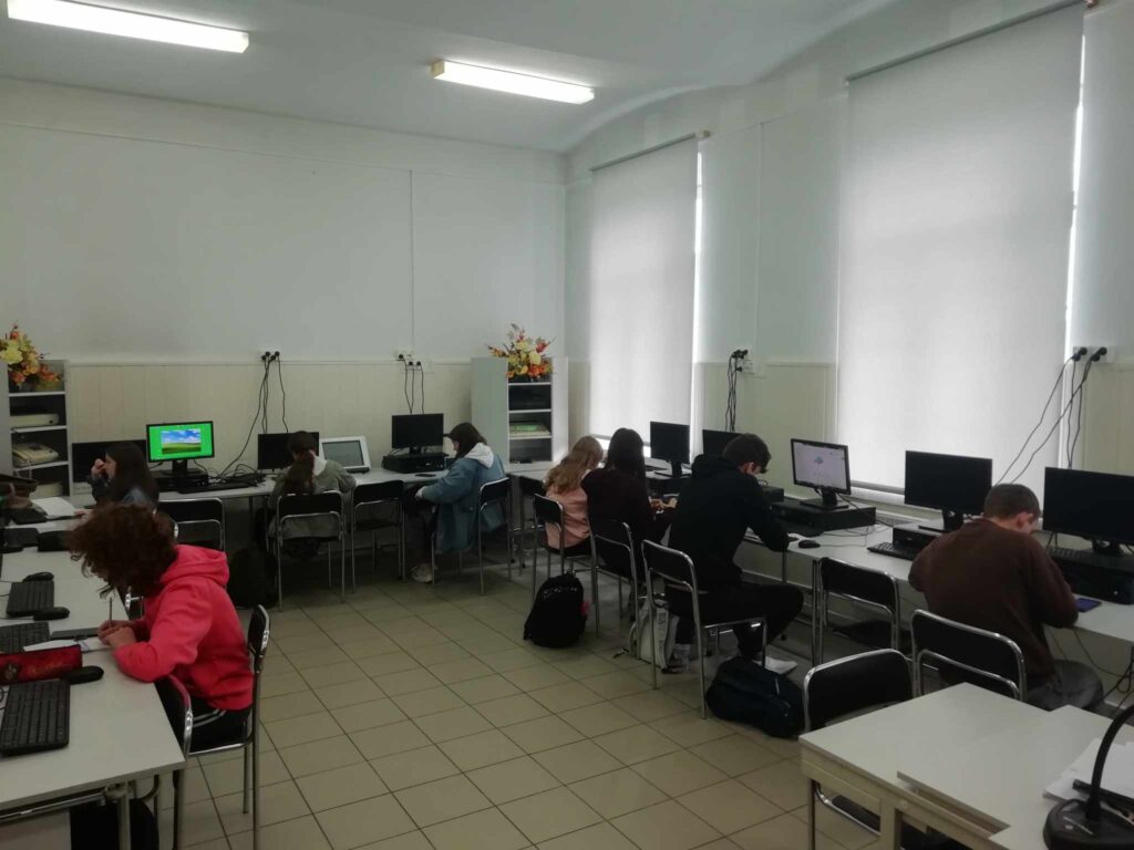 Uczniowie podczas konkursu3