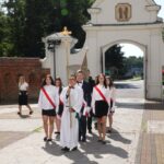 Uroczyste wejście procesją z pocztem sztandarowym 2