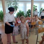 Przedszkolaki z owocami 9