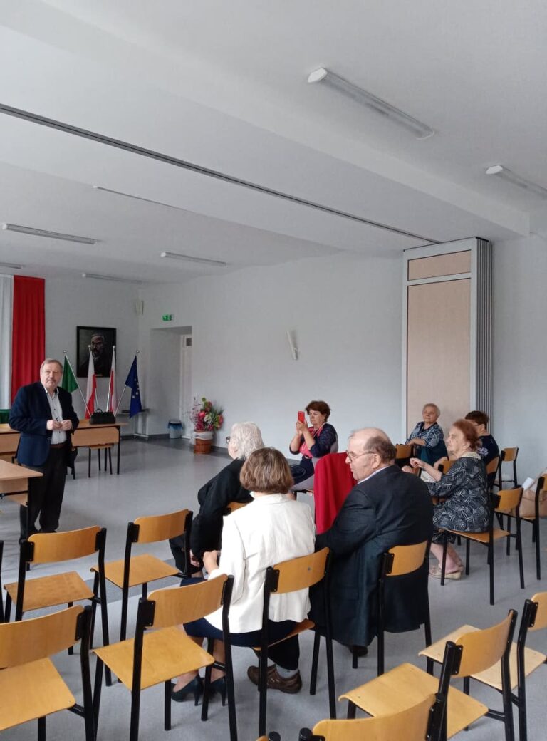 Spotkanie w sali 25 2