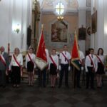 Poczty Sztandarowe w kościele 3