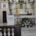 Na ołtarzu podczas Mszy Św. 5