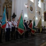 Poczty Sztandarowe w kościele 5