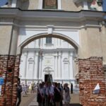 Uroczyste przejście do szkoły