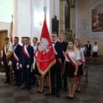 Poczty Sztandarowe w kościele 6