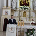 Na ołtarzu podczas Mszy Św. 10