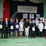 Nagrodzeni uczniowie z Dyrekcją