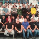 Zdjęcie pamiątkowe na gokartach
