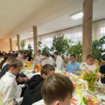 Uczniowie podczas pożegnania 8