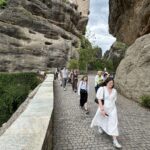 Uczniowie podczas zwiedzania w czasie wolnym 4