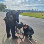 Uczeń podczas pomocy