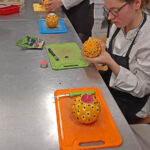 Uczniowie podczas zajęć 4