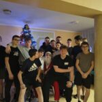 Uczniowie z Mikołajem 4