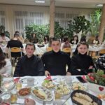 Uczniowie podczas Wigilii 3