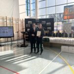 Wręczanie dyplomu uczniowi ZSCKR 2