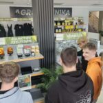 Uczniowie podczas zajęć w Grabanowie