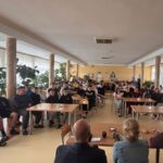 Uczniowie podczas spotkania profilaktycznego