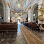 Społeczność szkolna uczestniczy we Mszy Św.