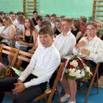 Rodzice i uczniowie podczas uroczystości